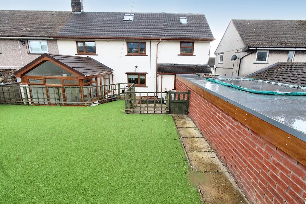 Property photo 2 of 25 Garden