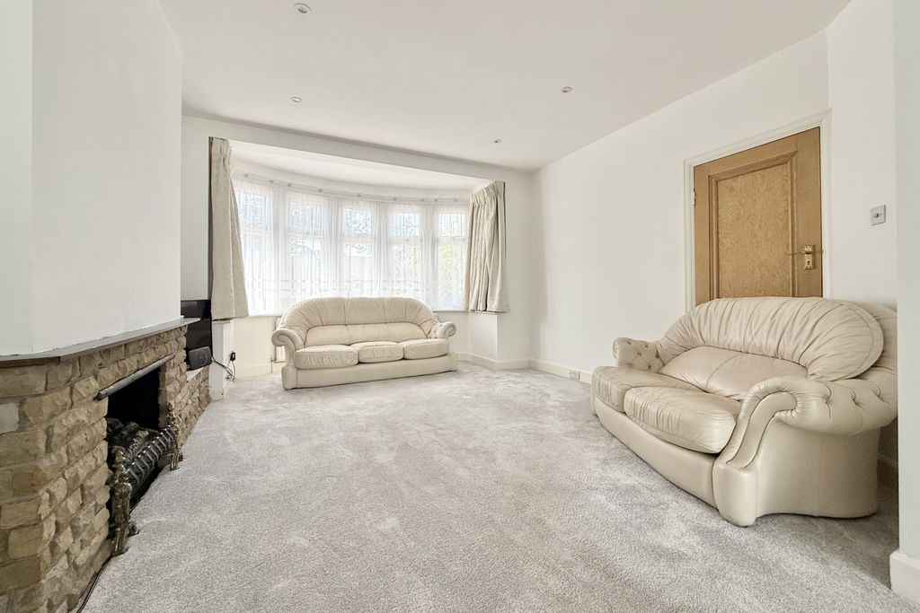 Property photo 2 of 16 2