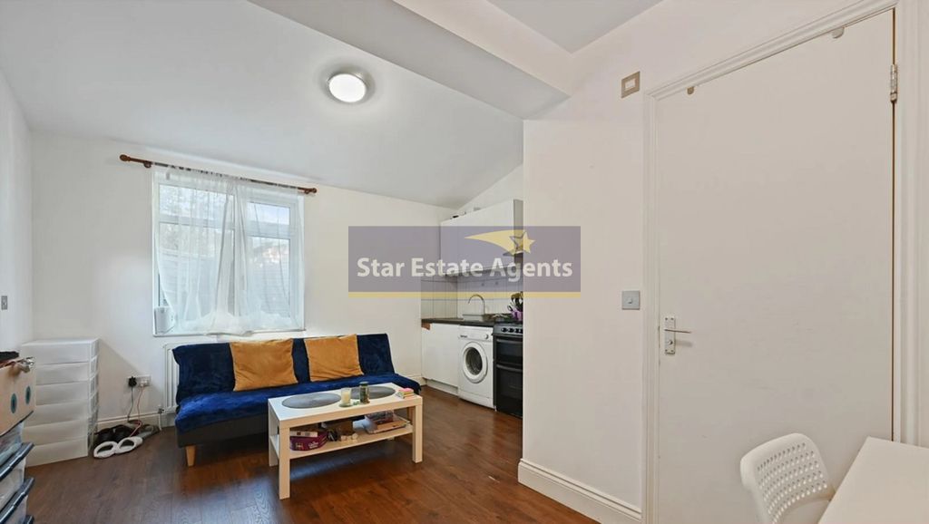 Property photo 1 of 7 Image 2