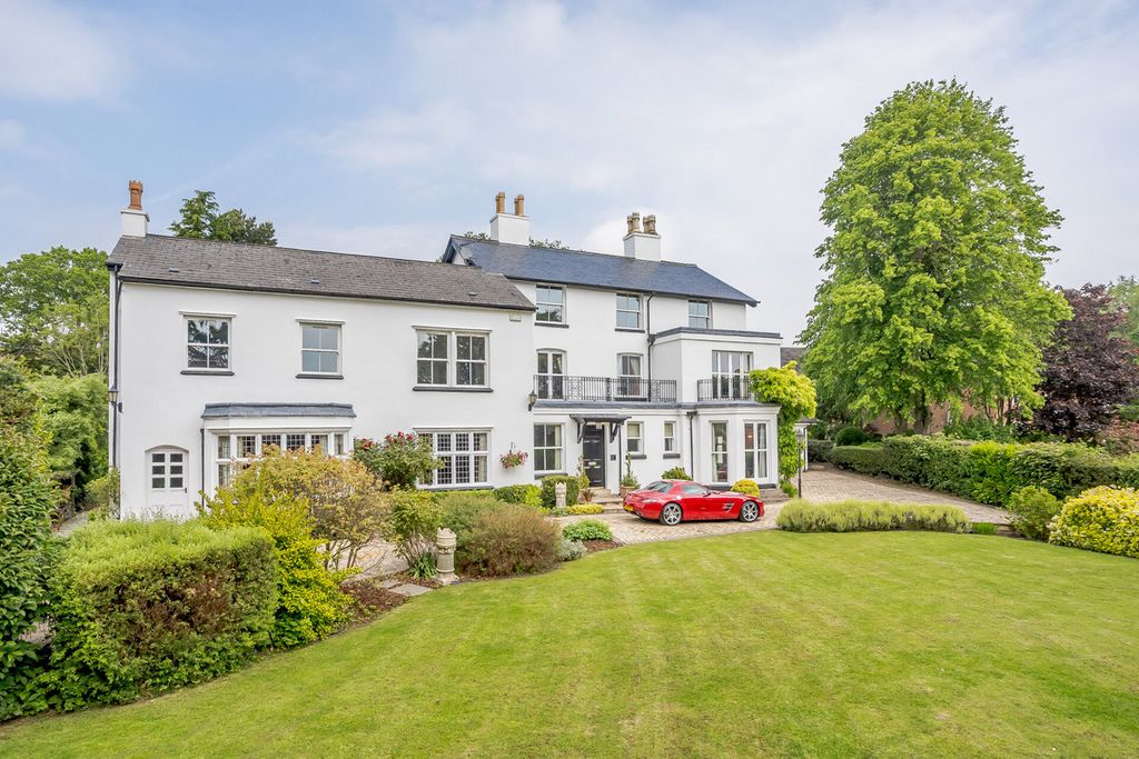 Property photo 1 of 50