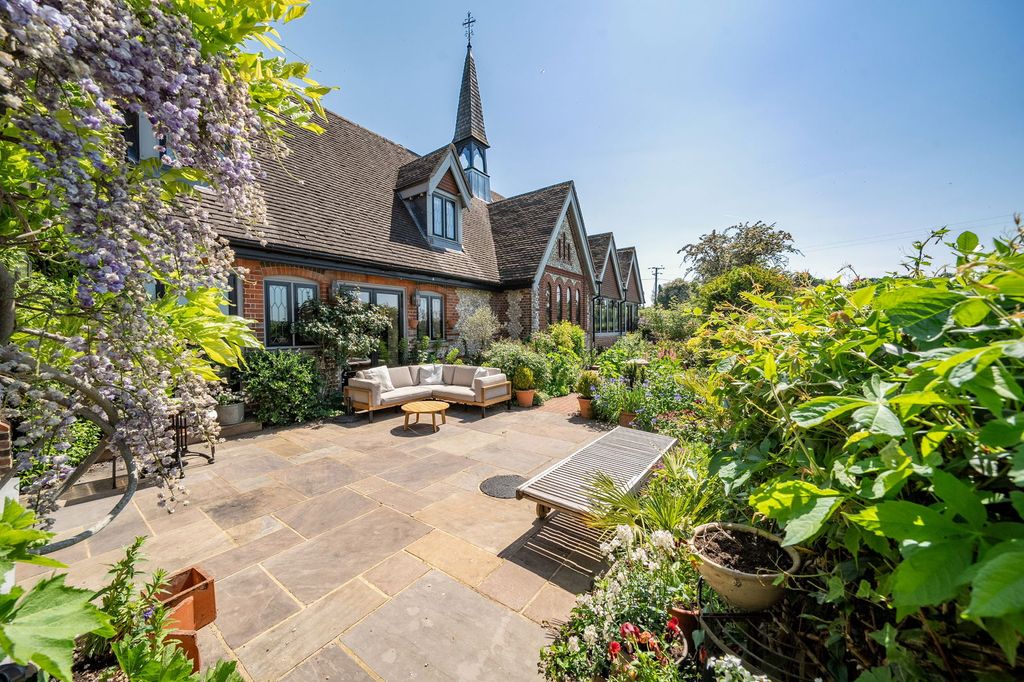 Property photo 3 of 17