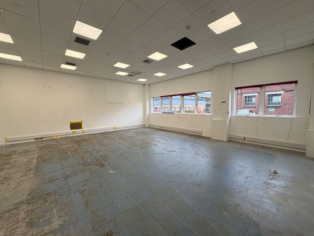 Property photo 3 of 6 Img_2076.Jpg