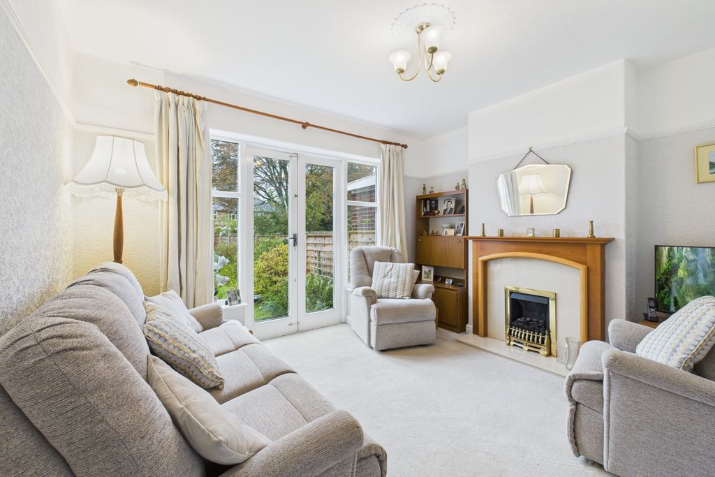 Property photo 2 of 20 Cam03162G0-Pr0353-Still017