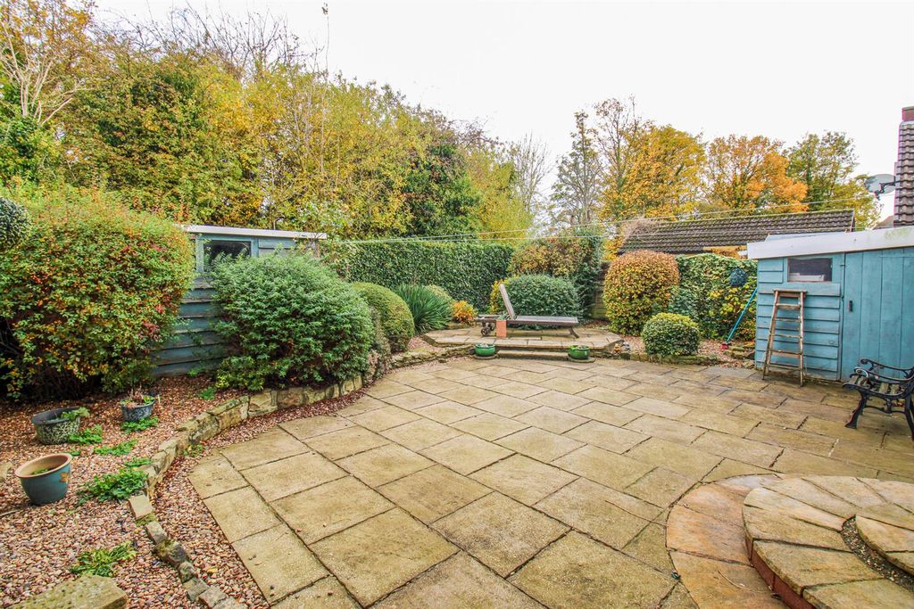 Property photo 2 of 13 Outside