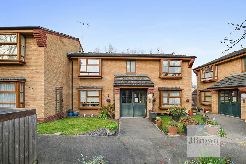 Property photo 2 of 10