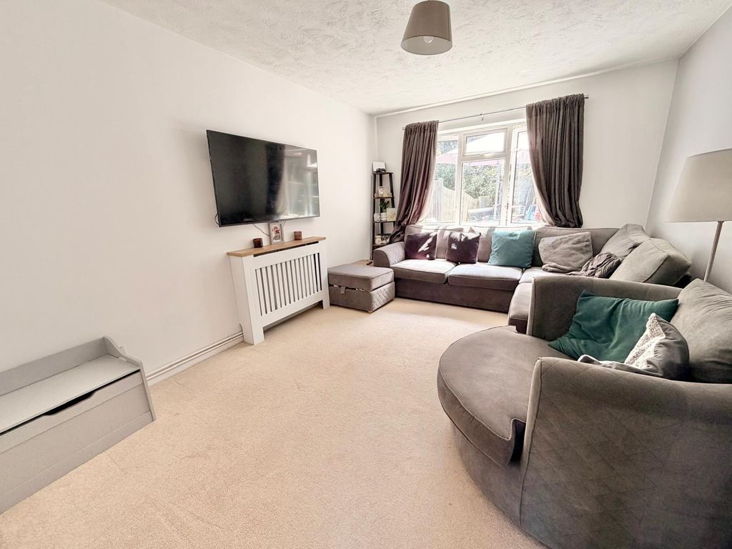 Property photo 2 of 15