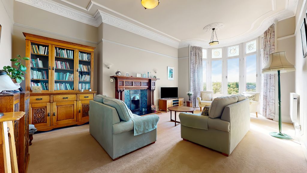 Property photo 2 of 36 27-Print-259 Garrioch Road Flat 2.1_27