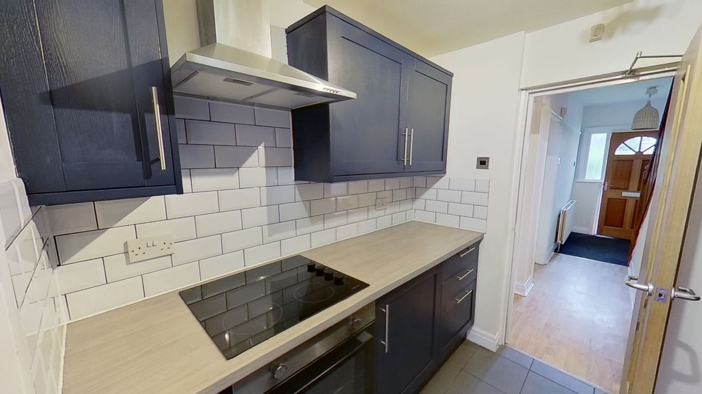 Property photo 1 of 12 8-St-Michaels-Grove-08012023171510.Jpg