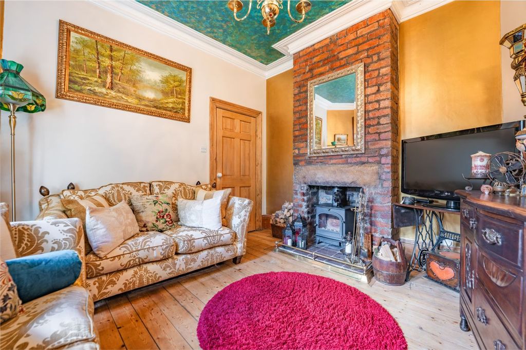 Property photo 3 of 30