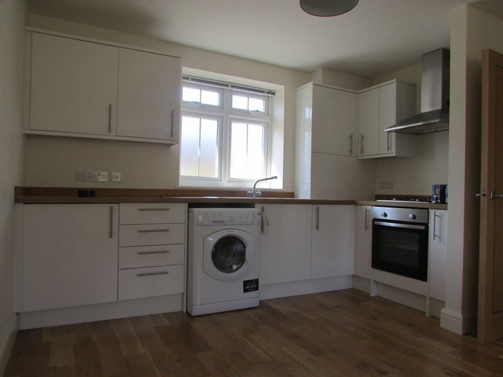 Property photo 3 of 6 B