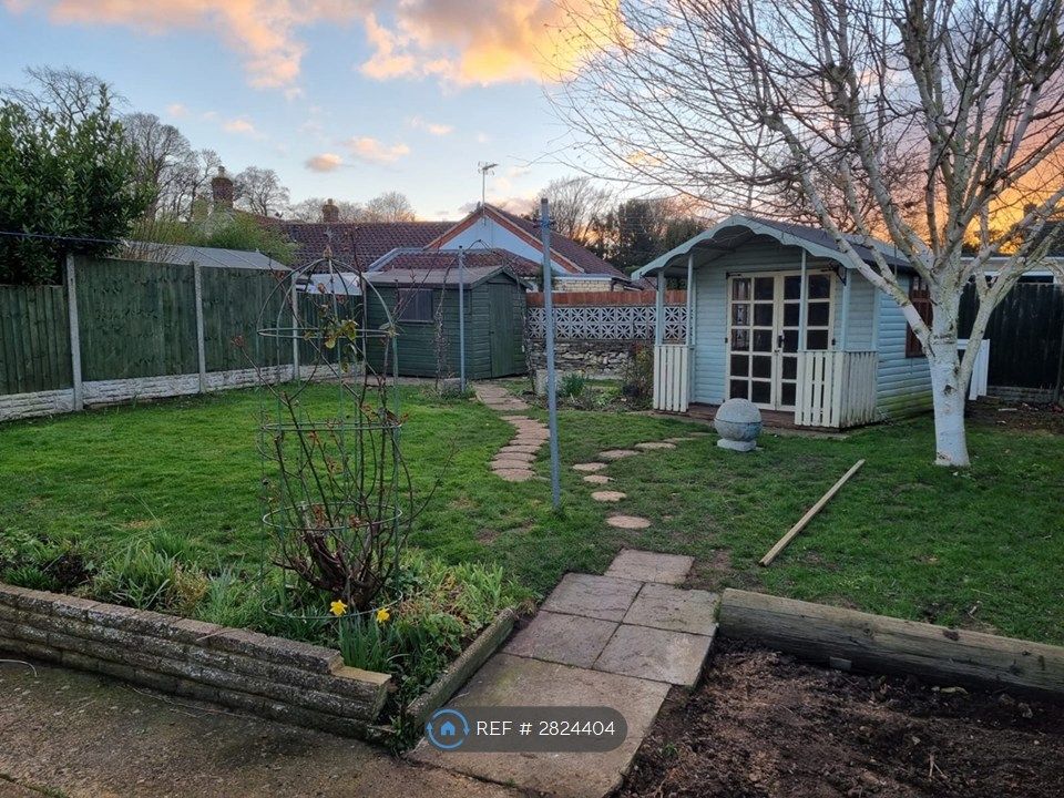 Property photo 3 of 14 Garden