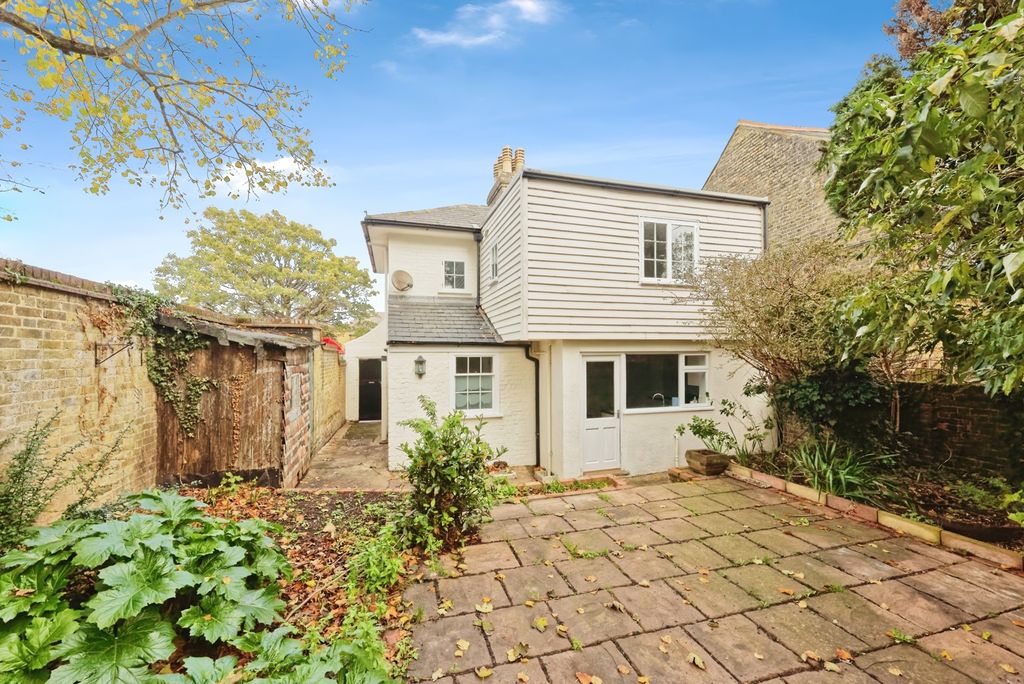 Property photo 1 of 19 Photo