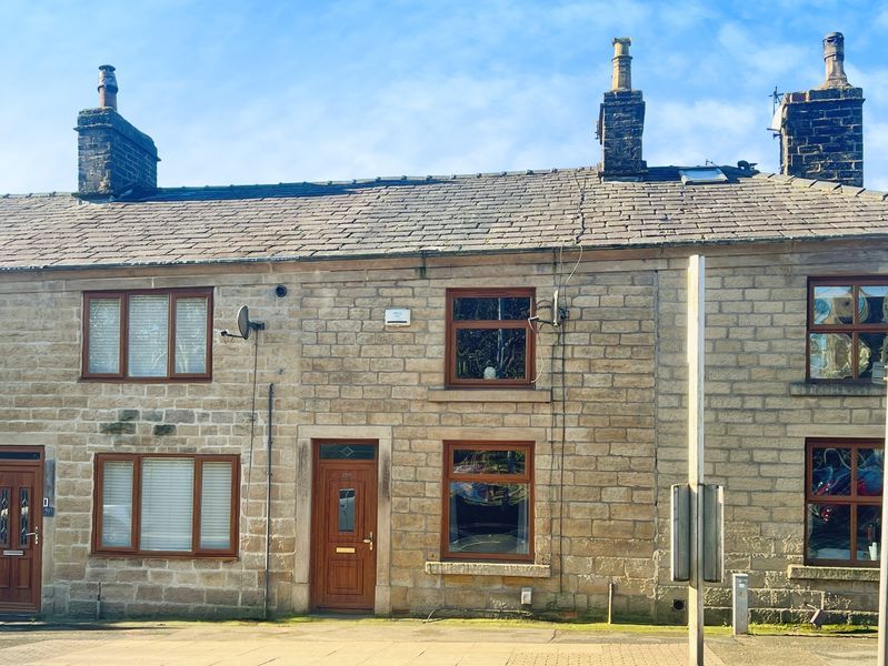 Property photo 1 of 16 External