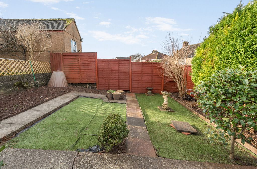 Property photo 2 of 18 1404250-5-697A280...