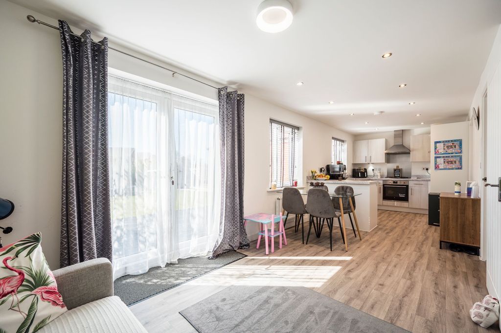 Additional image 4 of 5 bed detached house for saleHodgson Avenue, Leiston IP16