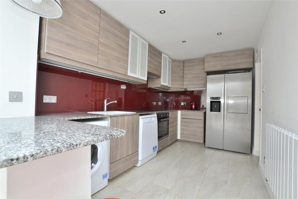 Property photo 3 of 15 Kitchen