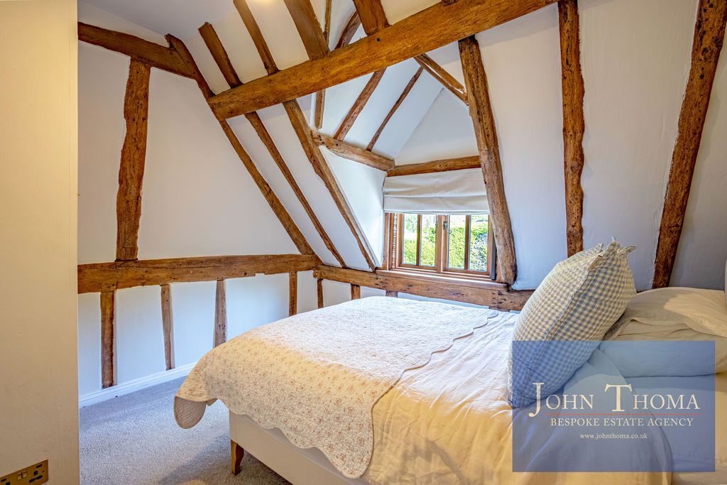 Additional image 31 of 6 bed property to rentMarshalls Barn, Woodside, Epping CM16