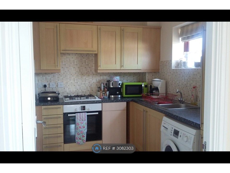 Property photo 3 of 11