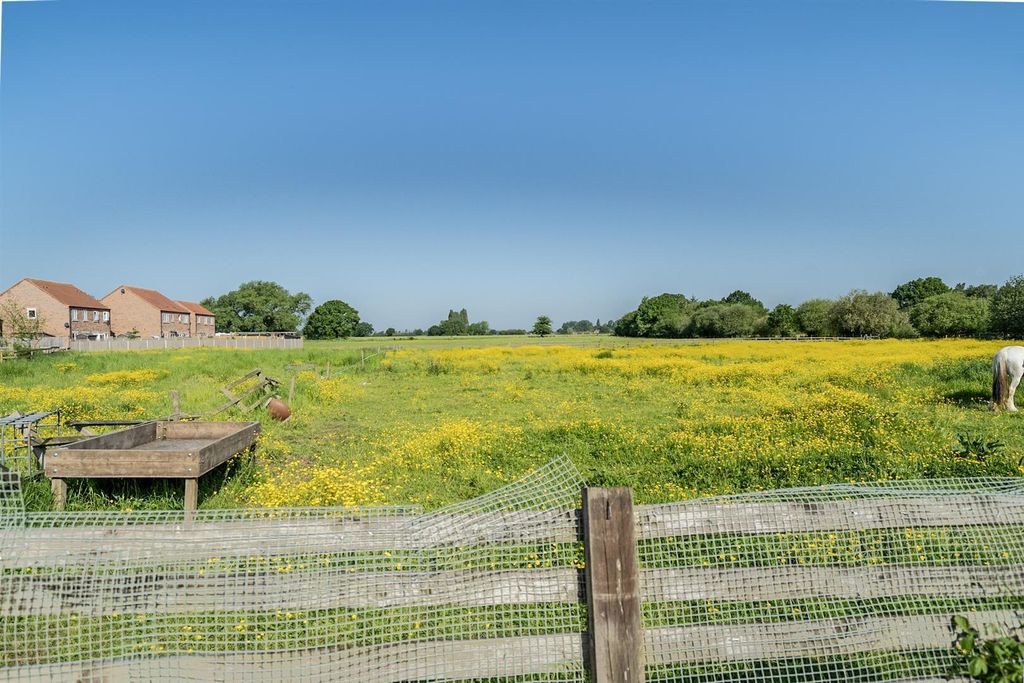 Property photo 3 of 24 3-_Dsc1500-Hdr.Jpg