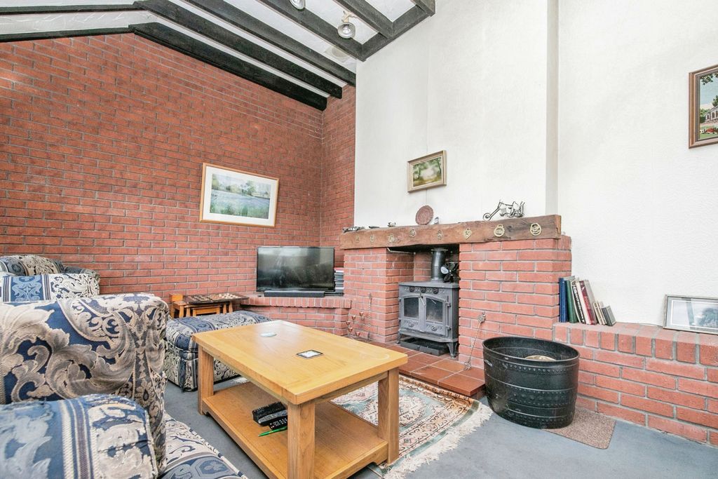 Property photo 3 of 21 Photography