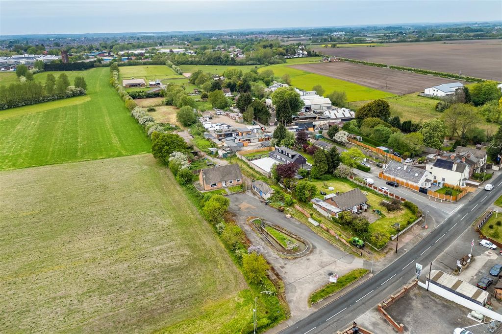 Property photo 1 of 32 Drone