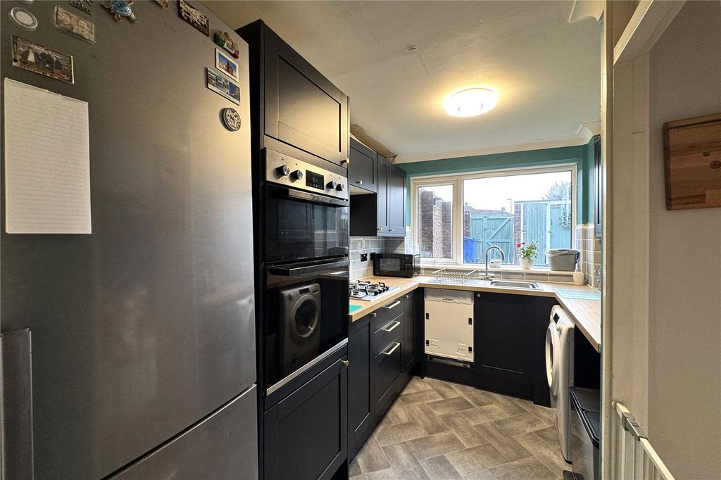 Property photo 3 of 15 Picture No. 26