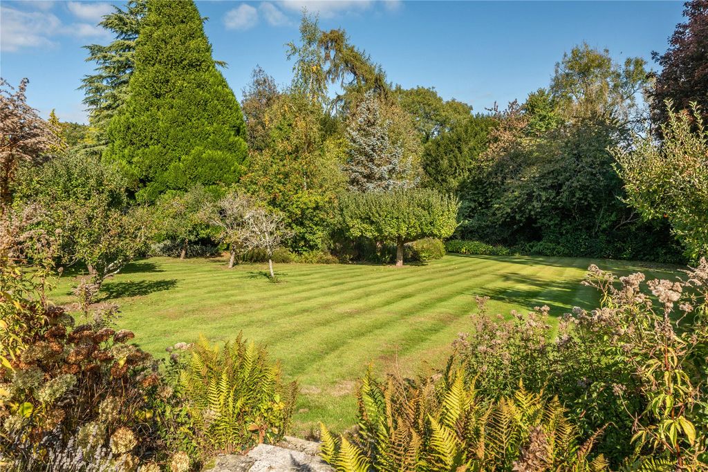 Property photo 2 of 16 Picture No. 30