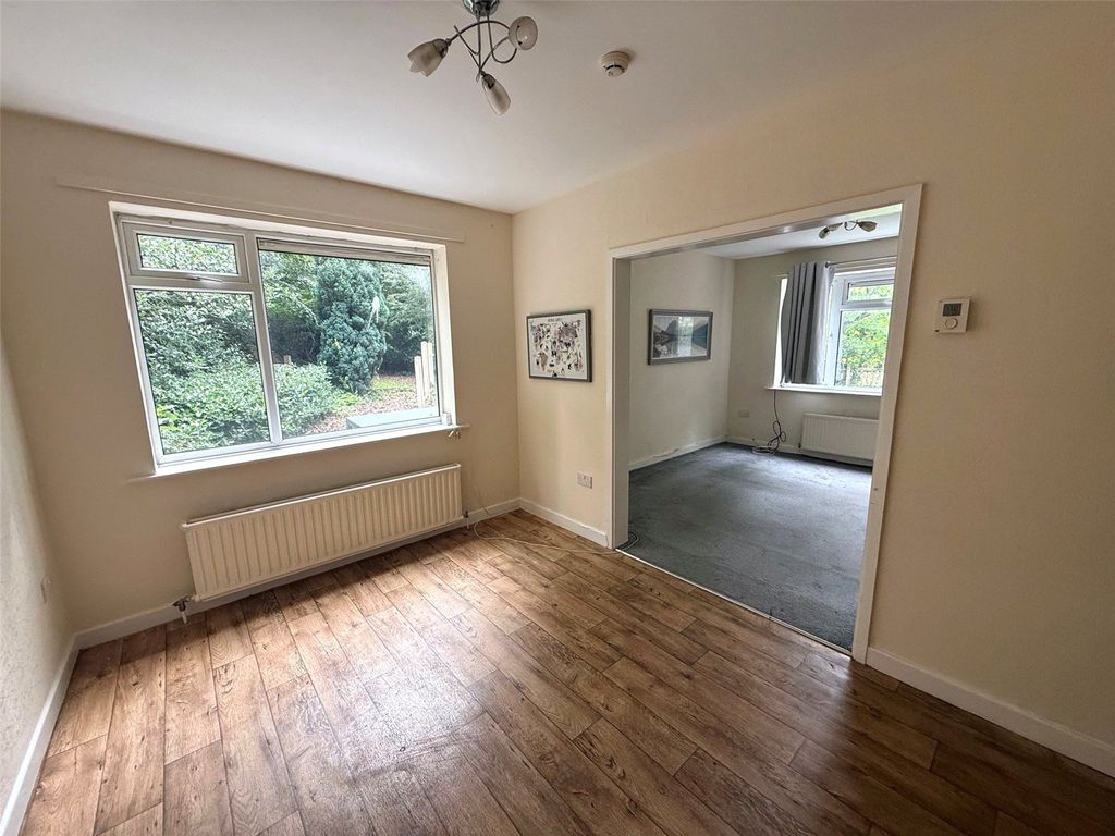 Property photo 3 of 13 Picture No. 32