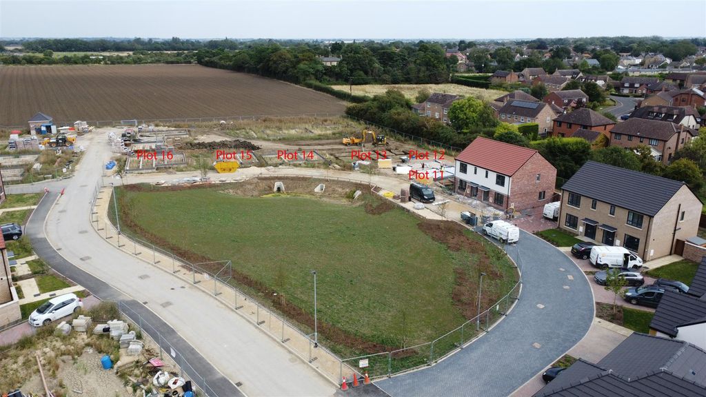 Property photo 2 of 19 Dji_0022.Jpg