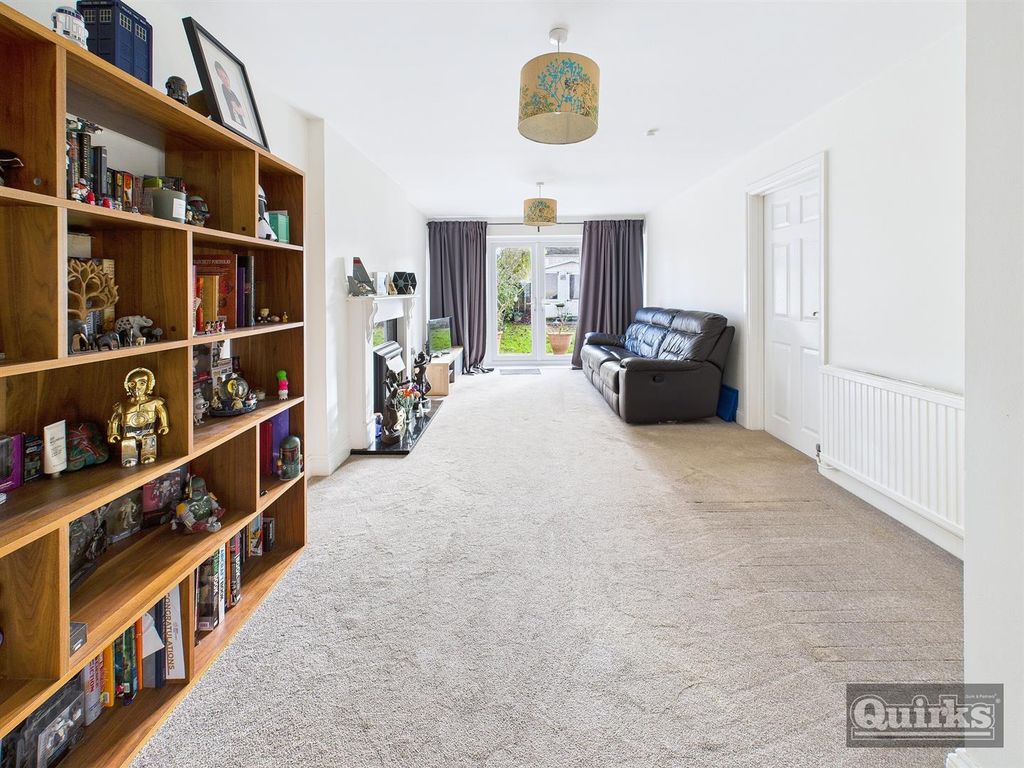 Property photo 3 of 17 Cam02342G0-Pr0149-Still002.Jpg