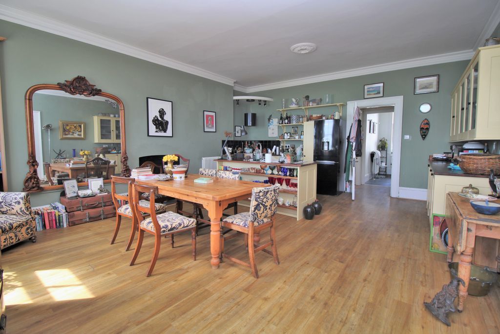 Property photo 1 of 24 25