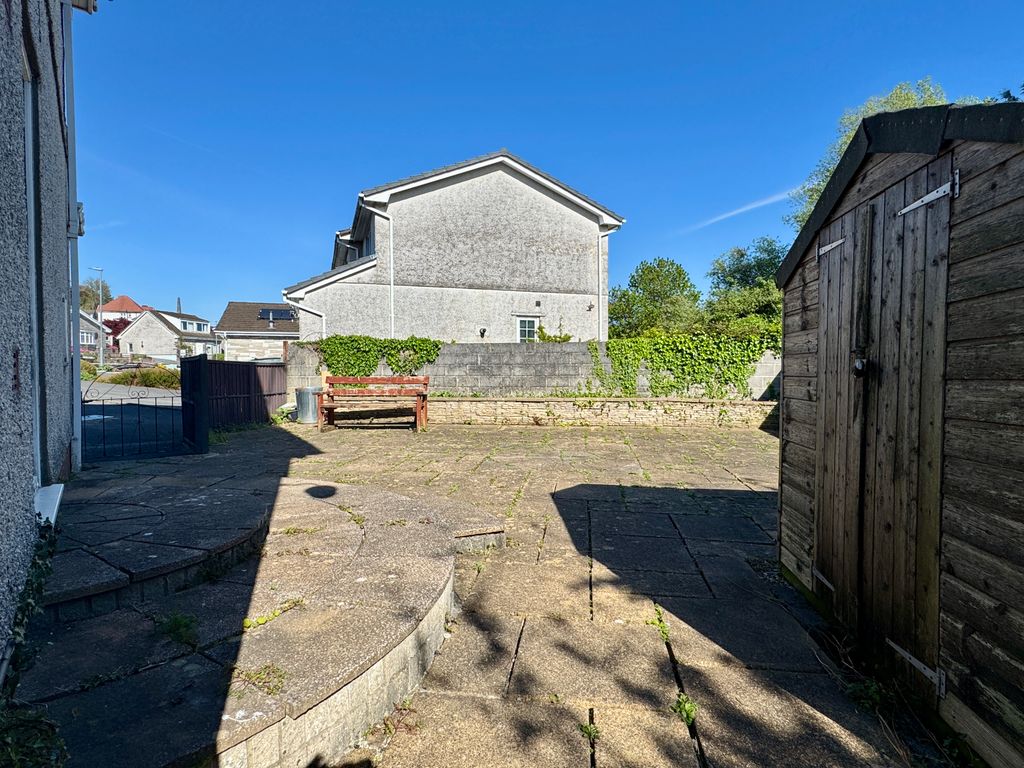 Additional image 20 of 3 bed property to rentCarmarthen SA31