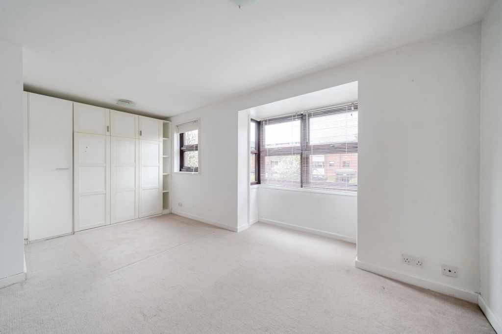 Property photo 2 of 5 1268817 (2)