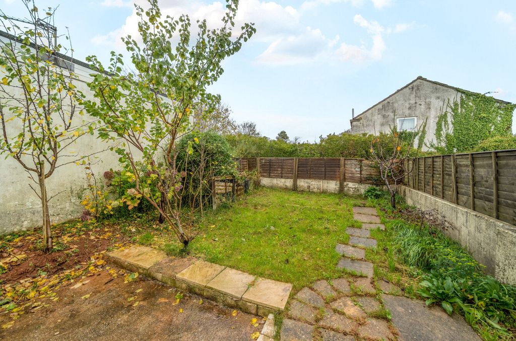 Property photo 2 of 23 1381483-7-691477d...