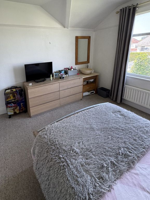 Property photo 2 of 6 Photo 1