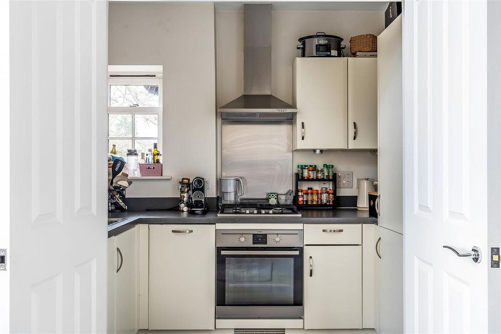 Property photo 3 of 15 5-Maine-House-9.Jpg