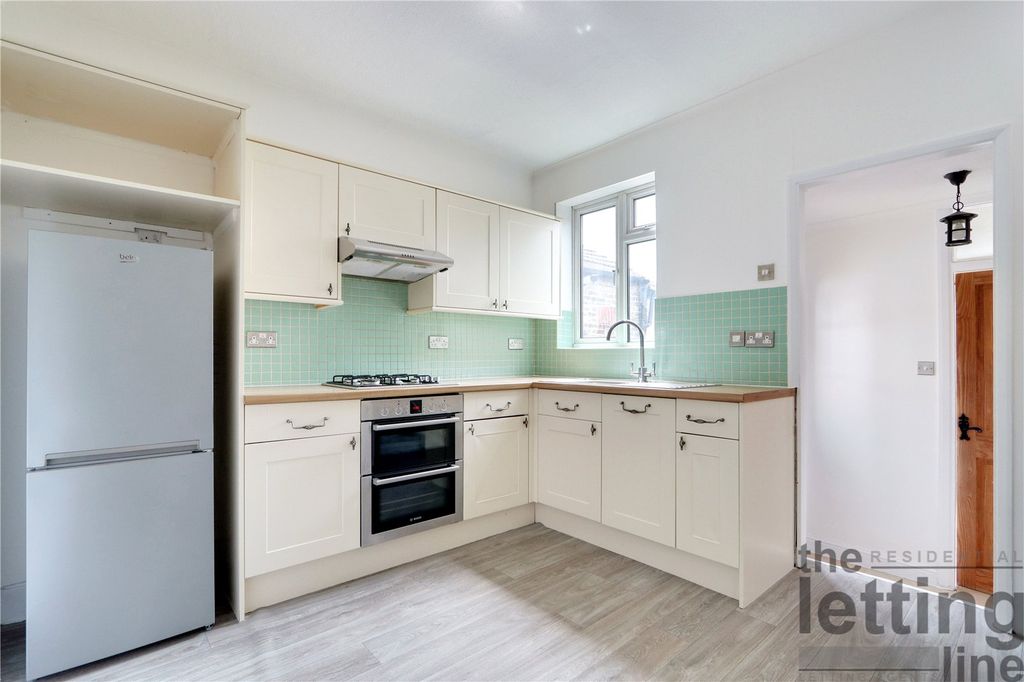 Property photo 2 of 14 Picture No. 60