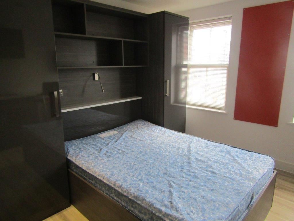 Property photo 1 of 3