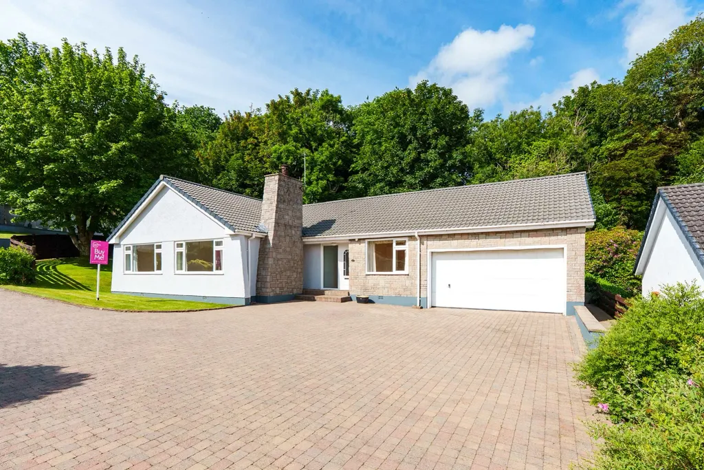Property photo 1 of 27