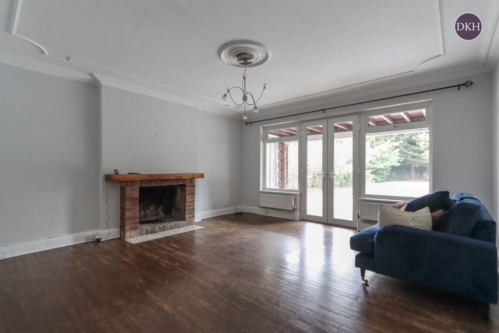 Property photo 3 of 14 Picture No. 11