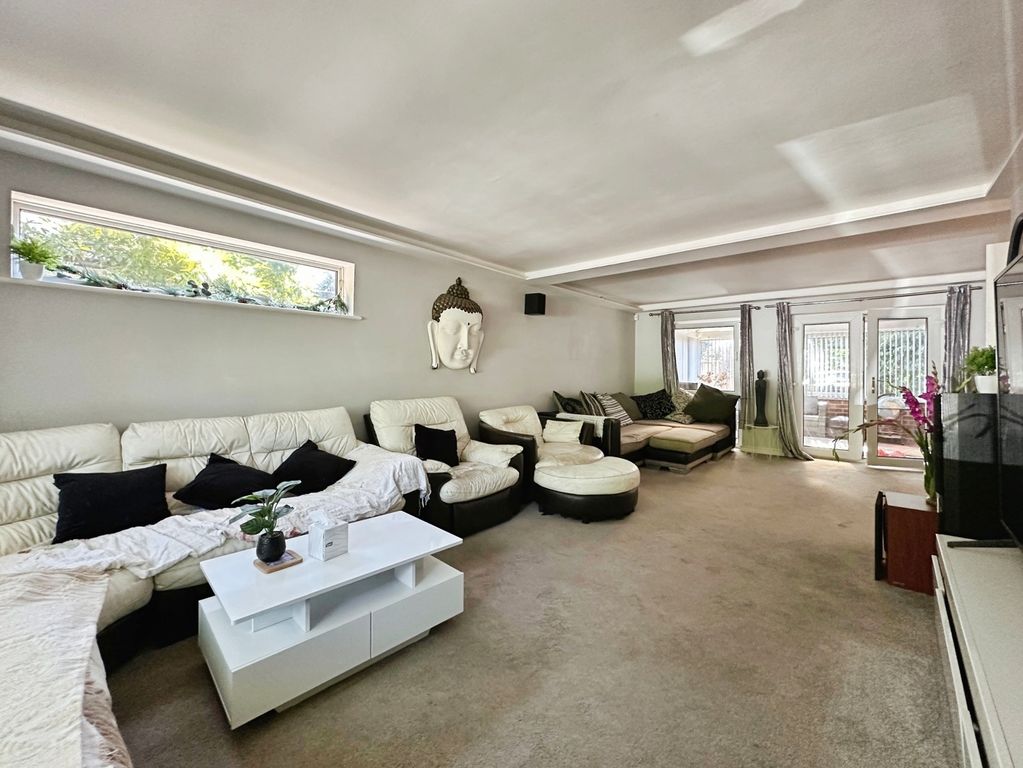 Property photo 2 of 14 Pbox-Img.Jpg