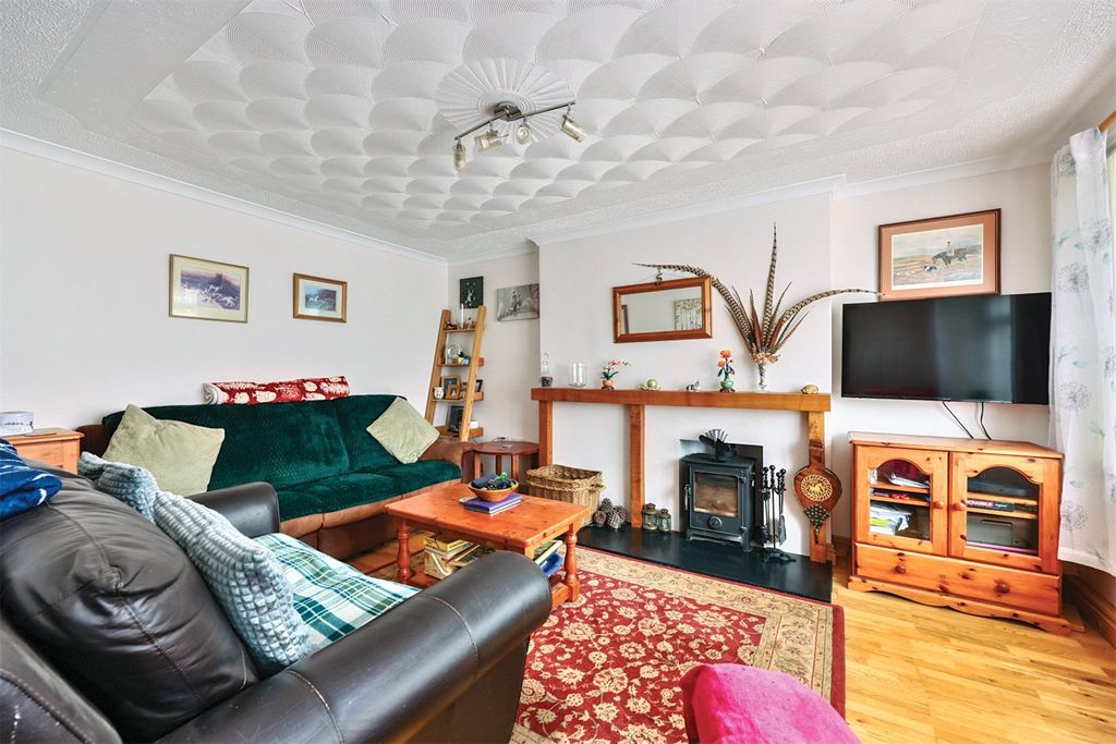 Property photo 3 of 19 Picture No. 06