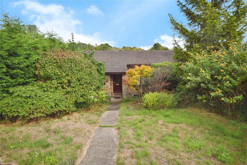 Property photo 1 of 18 Front