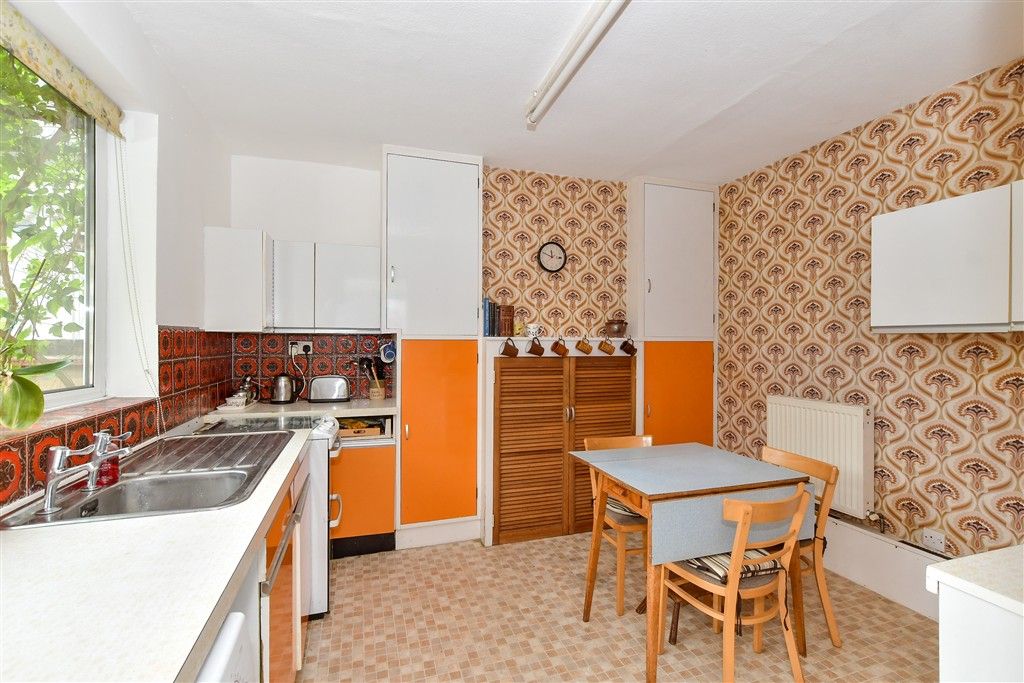 Property photo 1 of 13 Kitchen