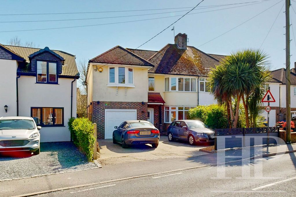 Property photo 1 of 25