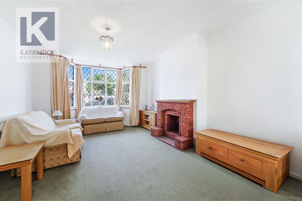 Property photo 2 of 16