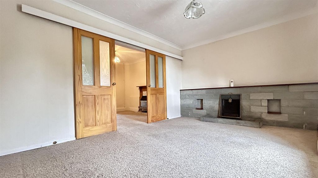 Property photo 2 of 21 8.Jpg