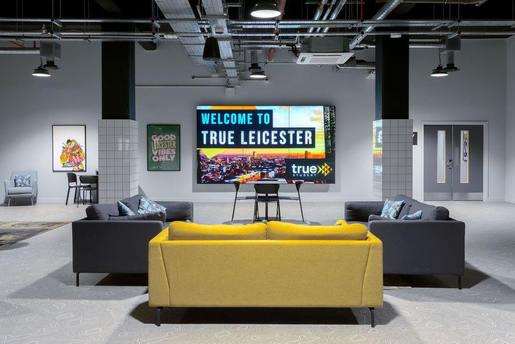 Property photo 2 of 14 Image