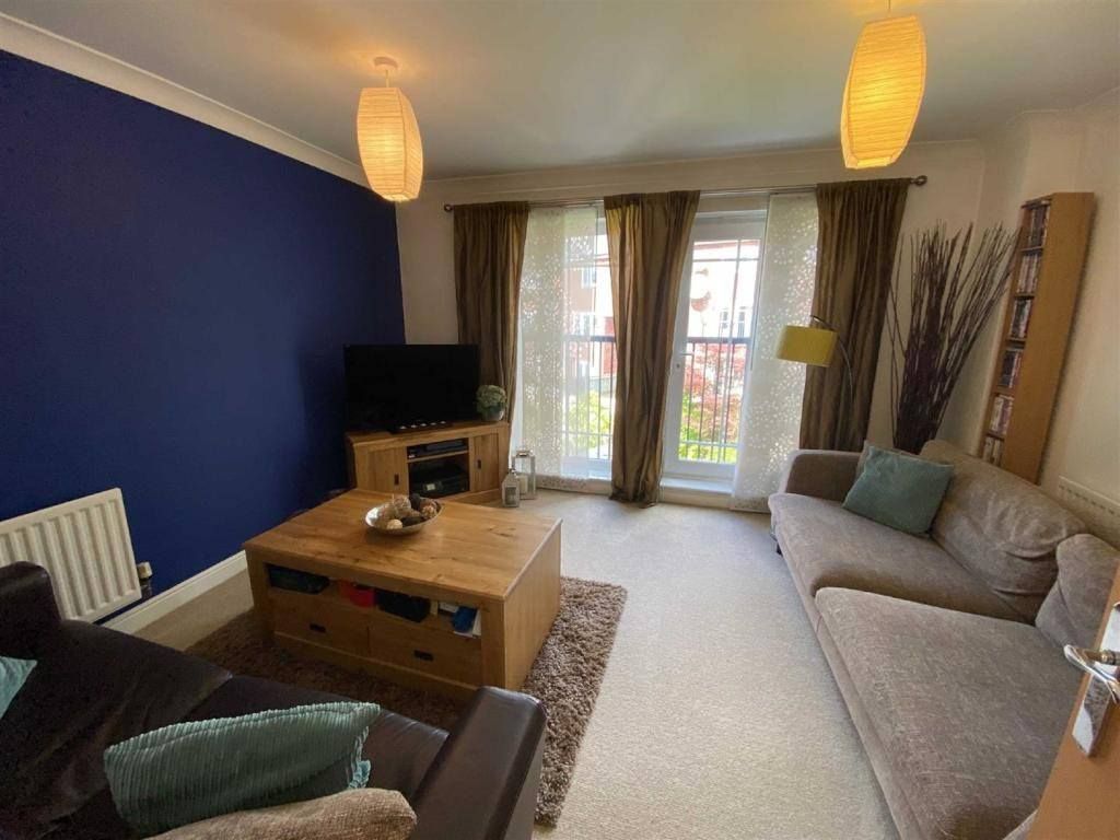 Property photo 3 of 16 Gallery