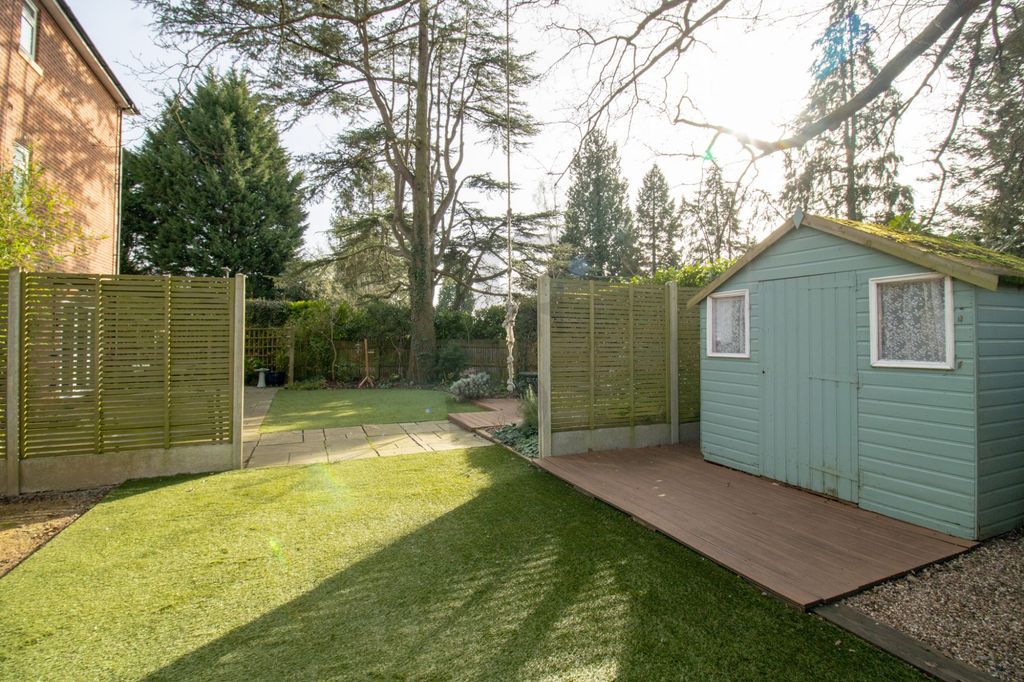 Additional image 20 of 4 bed semi-detached house for saleElm Tree Court, Stoneygate LE2